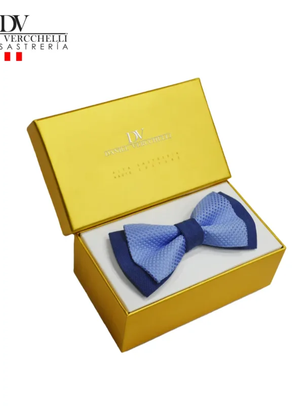 MCH 134 - celeste mil cuadritos..