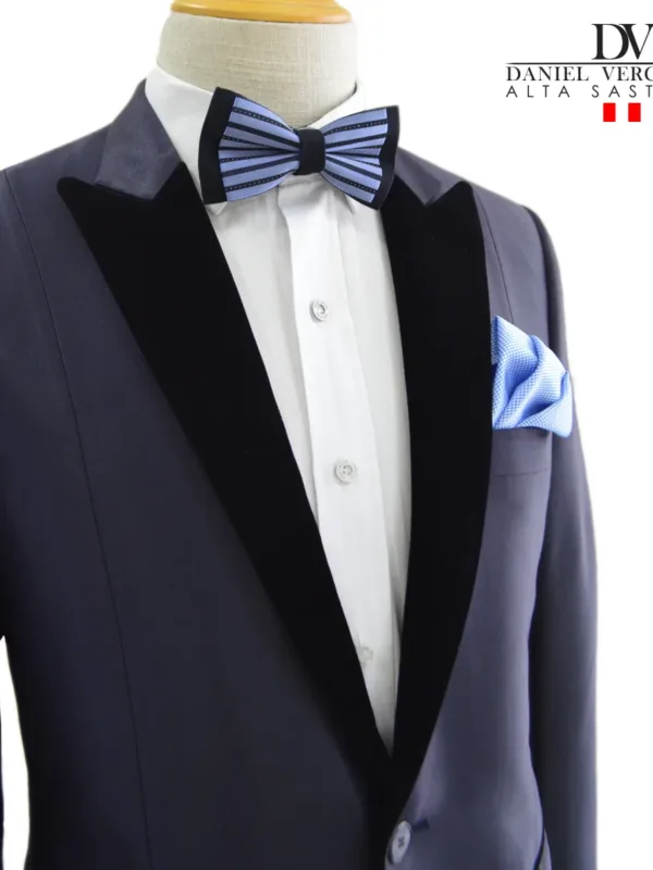 MCH 136 - Azul marino linea plateada...