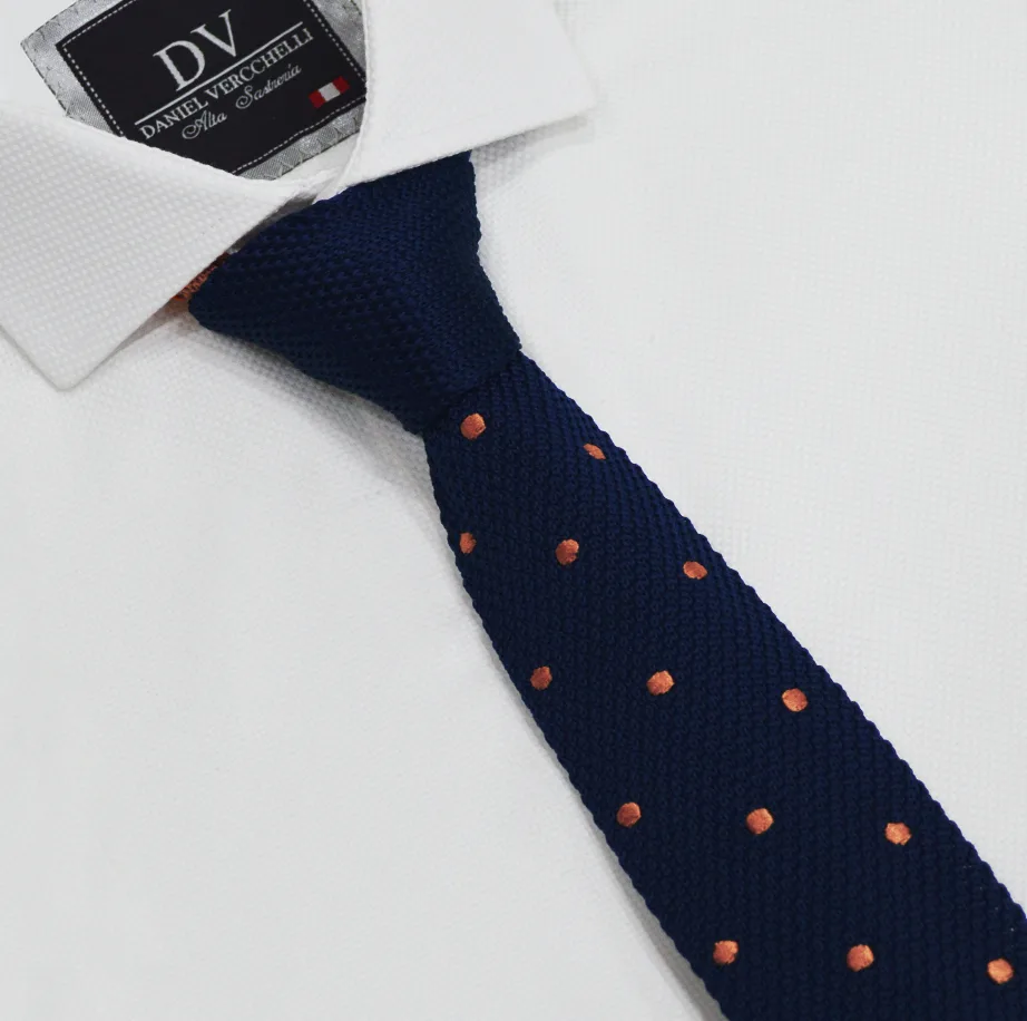 Corbata Ejecutiva Azul con bolitas anaranjado 1 corbata CL8900-16 AZUL CON BOLITAS ANARANJADO......